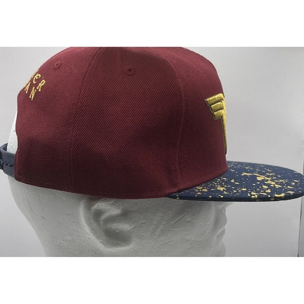 DC Comics Wonder Woman Snapback Hat Women OS Burgundy‎ Gold Splatter Cap